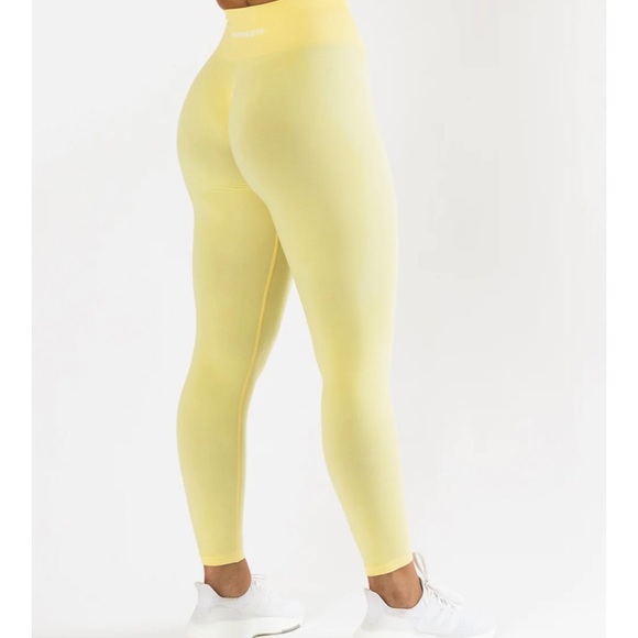 Alphalete Amplify Leggings - Picture 4 of 4